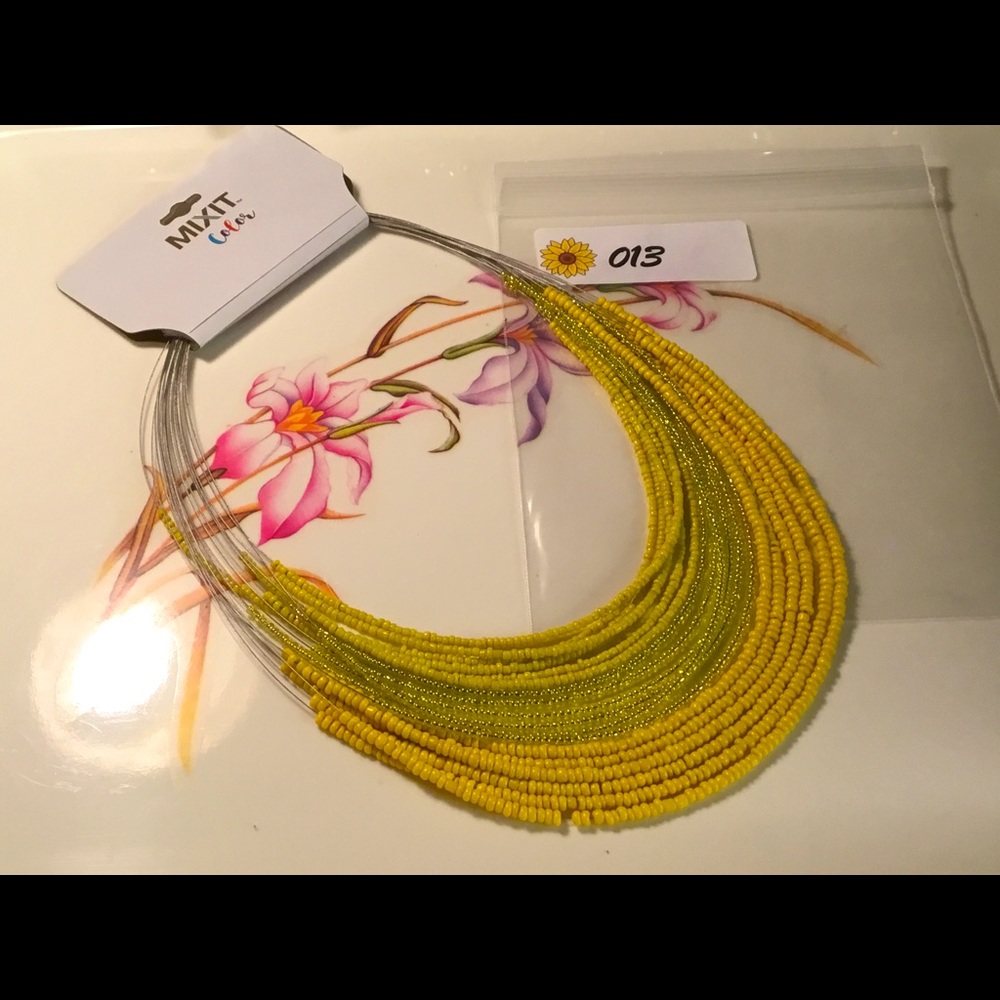 🔴PRICE DROP! #13 beaded necklace